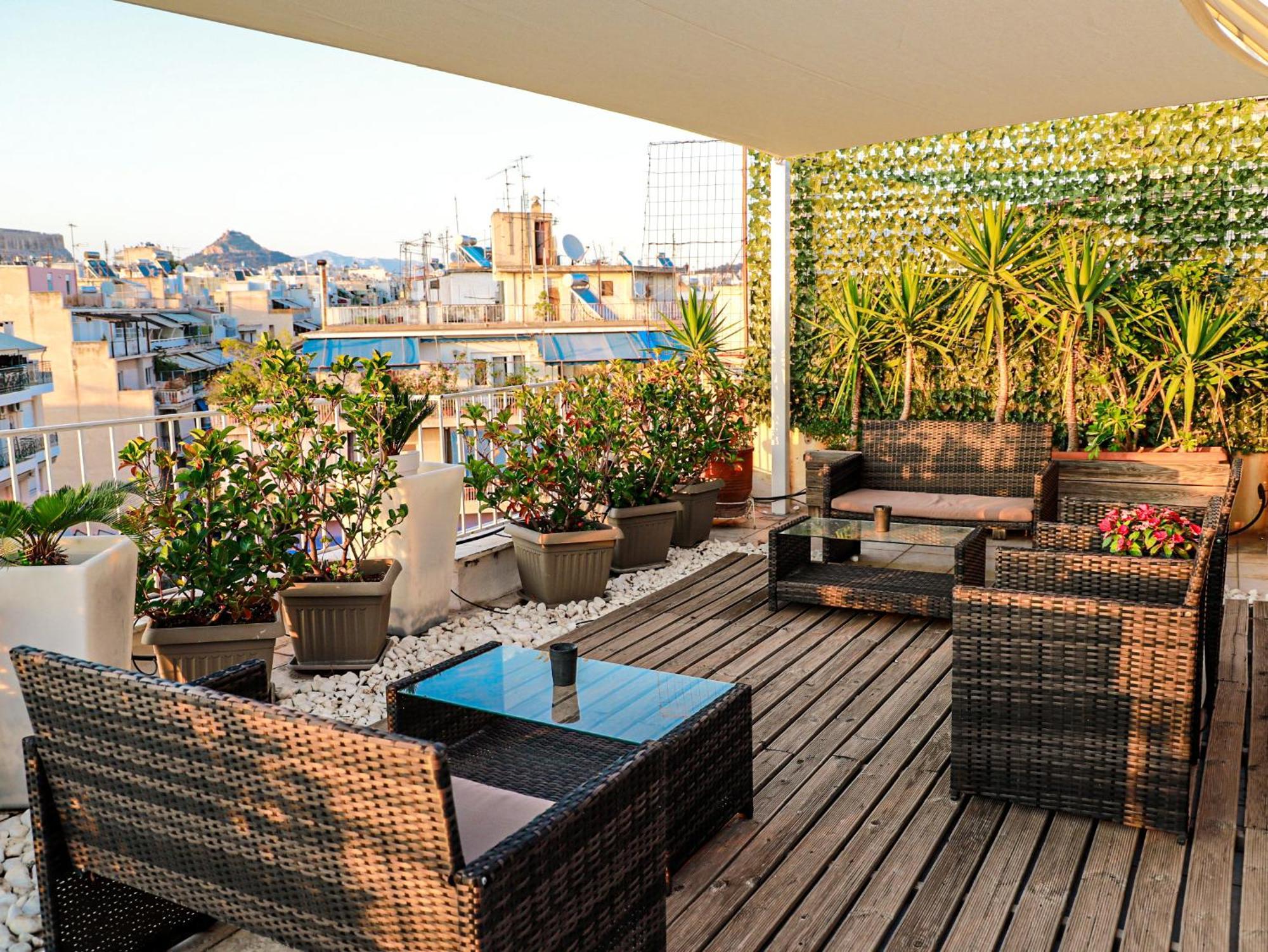 Renovated Studio With Roof Garden Access, 15 M Walk To Acropolis Apartment Athena Bagian luar foto
